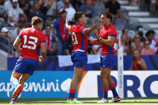 Rodrigo Fernandez of Chile celebrates scoring his team's first try