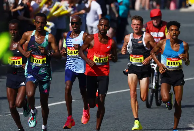 Sir Mo Farah racing in the Great North Run