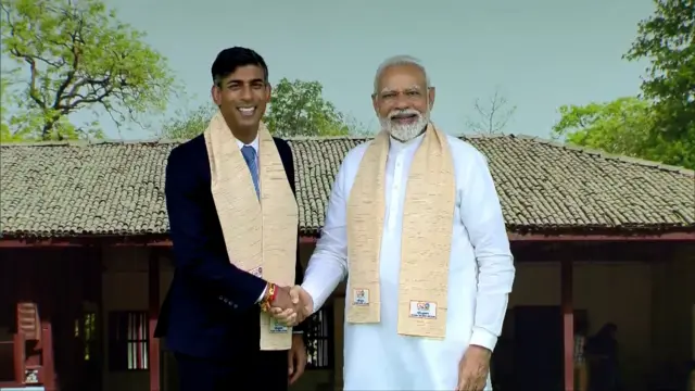 UK Prime Minister Rishi Sunak and India Prime Minister Narendra Modi wearing the Khadi scarf