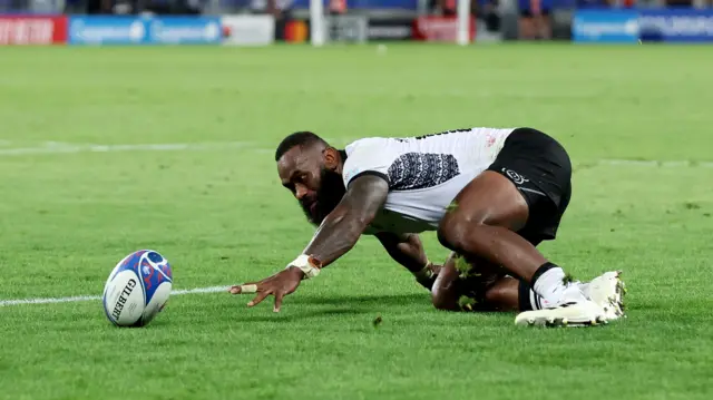 Semi Radradra fumbles the ball