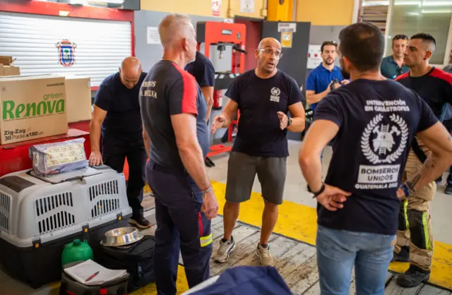 The United Firefighters Without Borders, prepares the expedition to travel to Morocco on a mission to find people under rubble with dogs, on September 9, 2023 in Huelva (Andalusia, Spain).