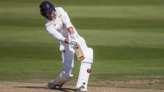 Dane Vilas hit his 25th first-class century, his first of the season and his 10th for Lancashire