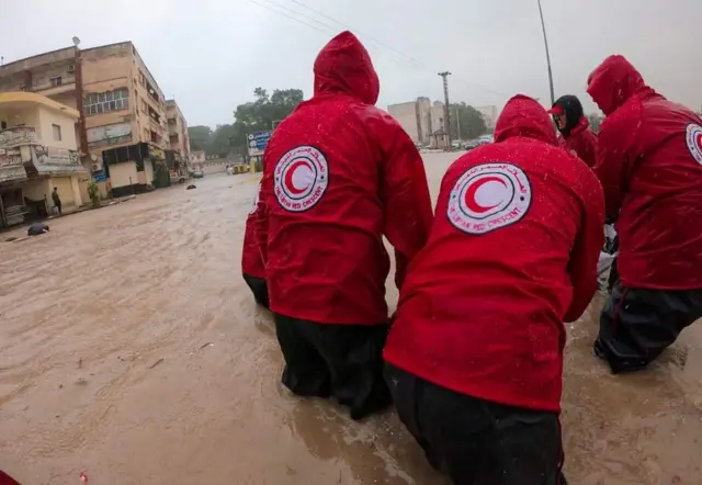 Volunteers from the International Federation of Red Cross and Red Crescent Societies (IFRC) have been evacuating survivors of the 10 September flooding in eastern Libya. The volunteers are also and providing first aid to survivors and coordinating search and rescue efforts.