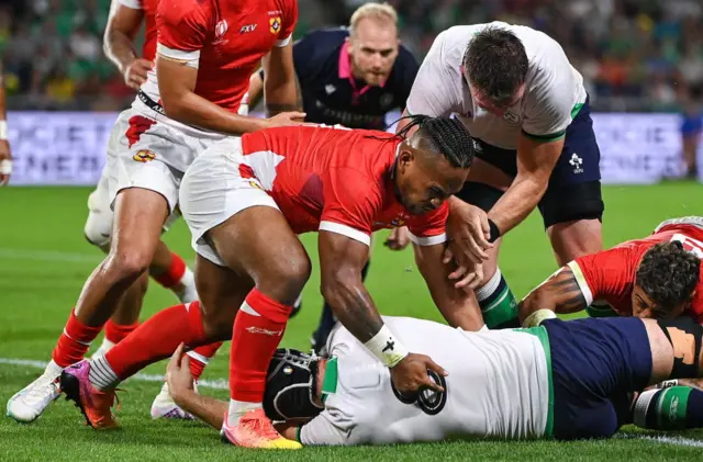 Ireland's Caelan Doris scores a try