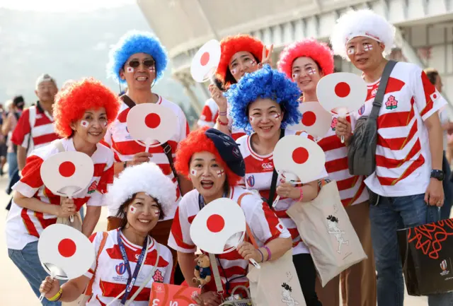 Japan fans