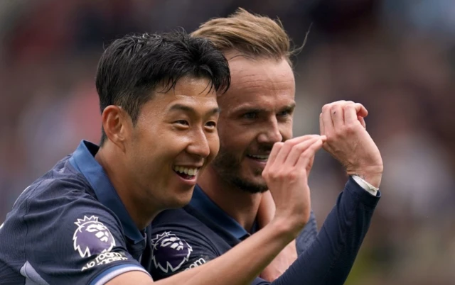 Son and Maddison celebrate smiling together