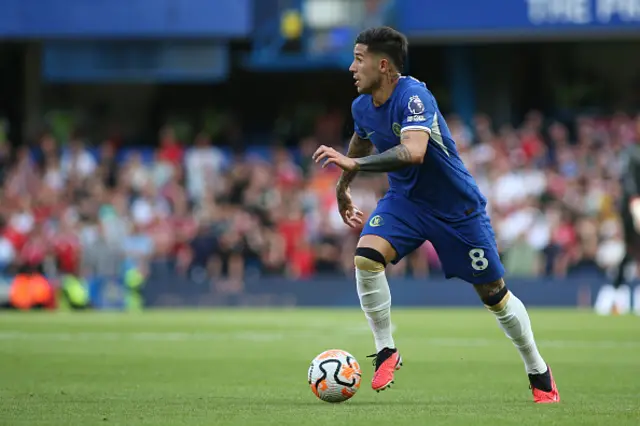 Enzo Fernandez of Chelsea on the ball during the Premier League match