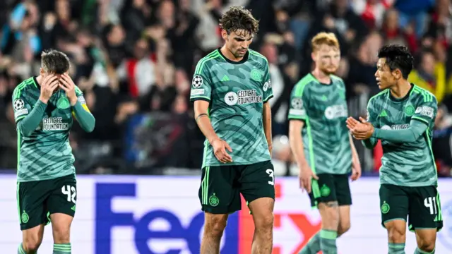 Celtic players in Feyenoord