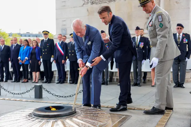 King Charles rekindles flame at Tom of the Unknown Soldier