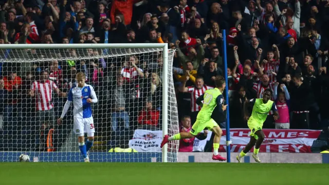 Sunderland score their third against Blackburn