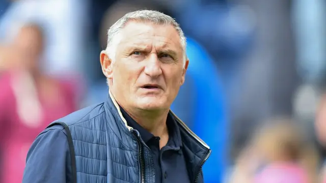 Tony Mowbray looks on before a Sunderland game