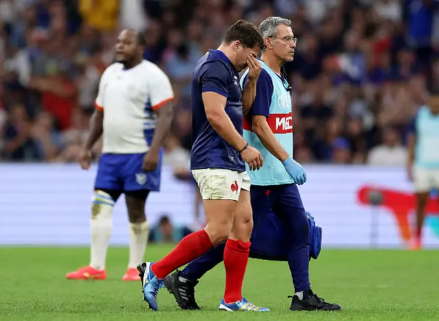 Antoine Dupont of France leaves the field dejected