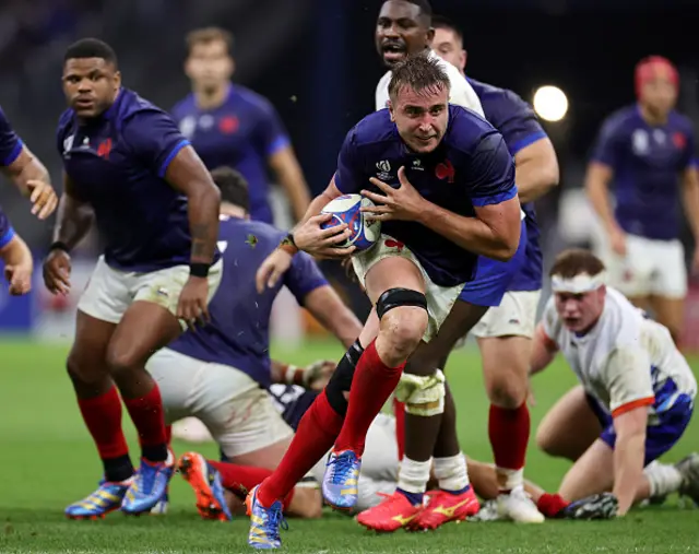 Anthony Jelonch of France breaks with the ball