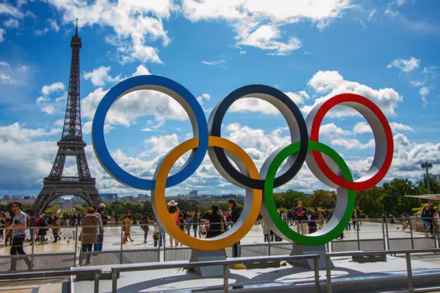 Paris 2024 Olympic rings and Eiffel Tower