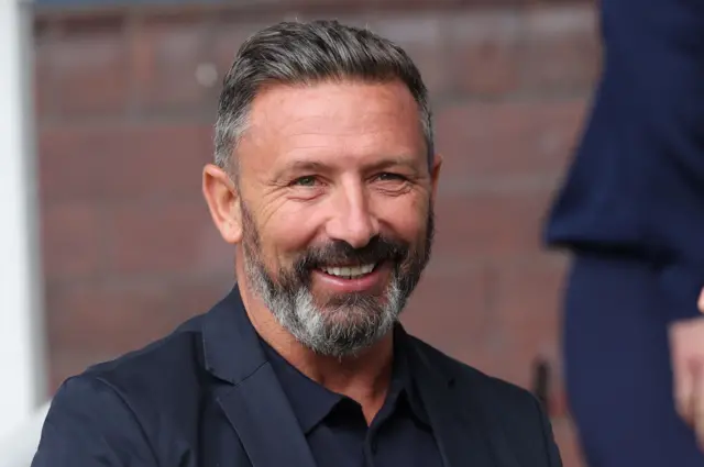 Derek McInnes before kick-off