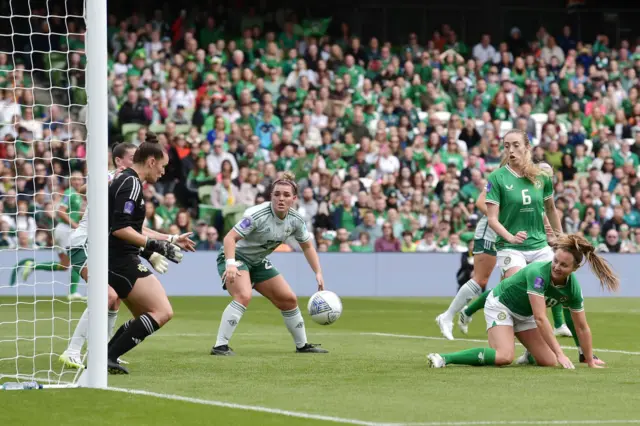 Kyra Carusa goes close for the Republic of Ireland