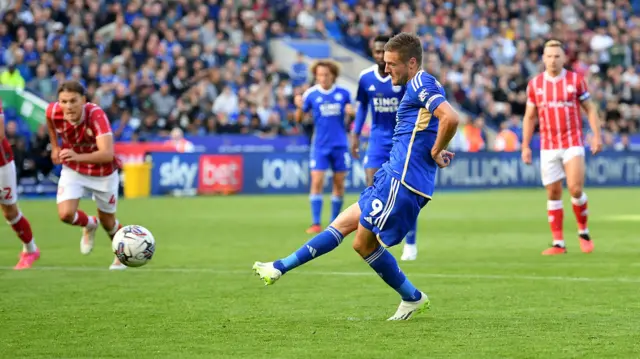 Jamie Vardy scores a penalty for Leicester against Bristol City