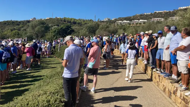 Fans on the path between hole one and four