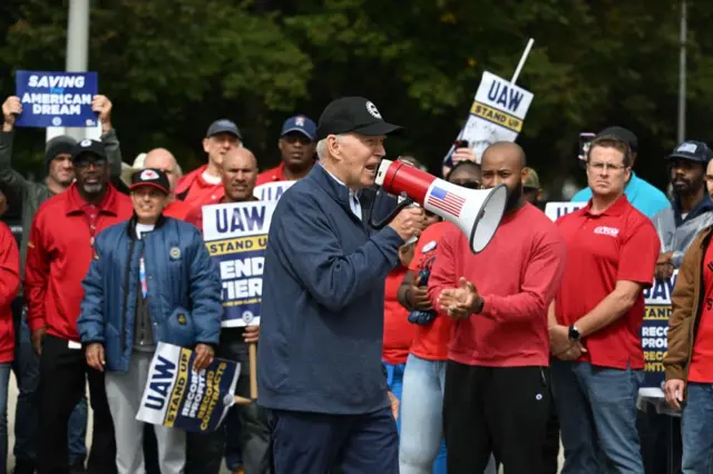 Joe Biden speaks to union workers