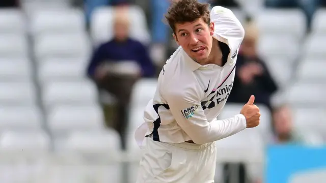 Josh de Caires bowling