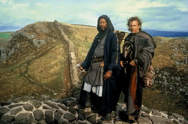 Morgan Freeman and Kevin Costner in Robin Hood: Prince of Thieves