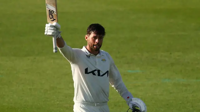 Ben Foakes reaches a century for Surrey