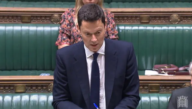 An image showing Justice Secretary Alex Chalk addressing the House of Commons