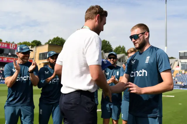 Stuart Broad presents Gus Atkinson with his ODI cap