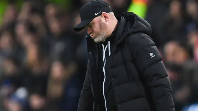 Wayne Rooney looks dejected