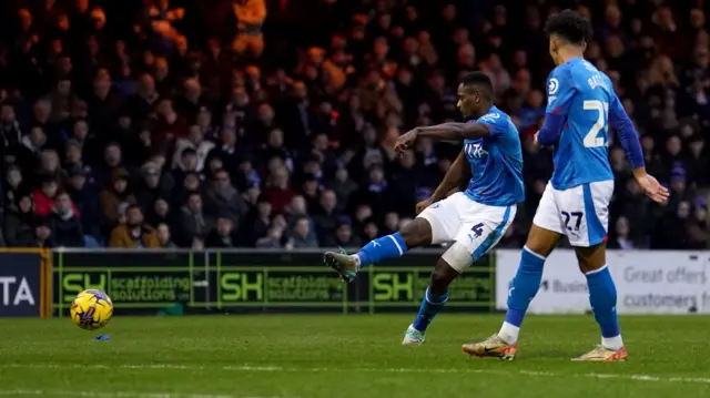 Akil Wright scores for Stockport