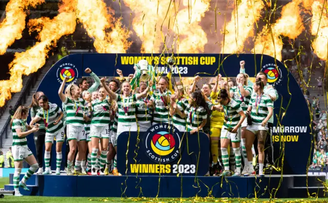 Celtic women lift the Scottish Cup trophy for 2023