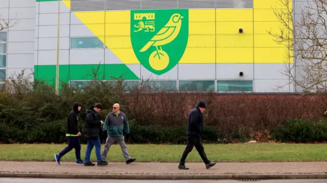 Norwich fans arrive at Carrow Road