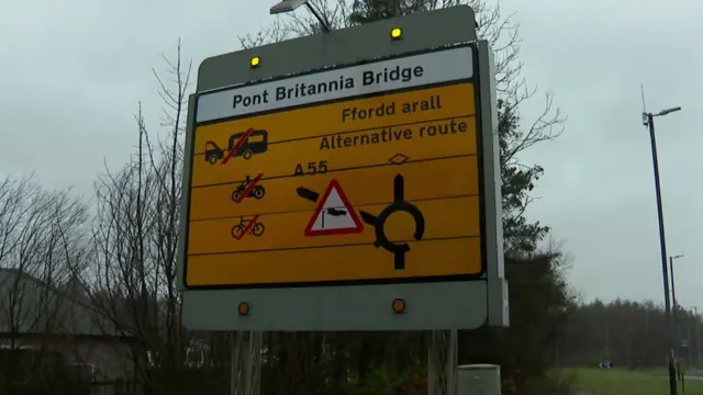 Pont Britannia