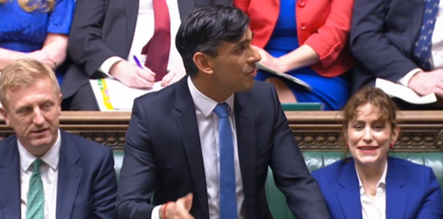 Rishi Sunak looking towards the Speaker of the House in Commons and gesturing