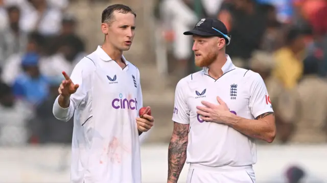 Ben Stokes and Tom Hartley discuss tactics