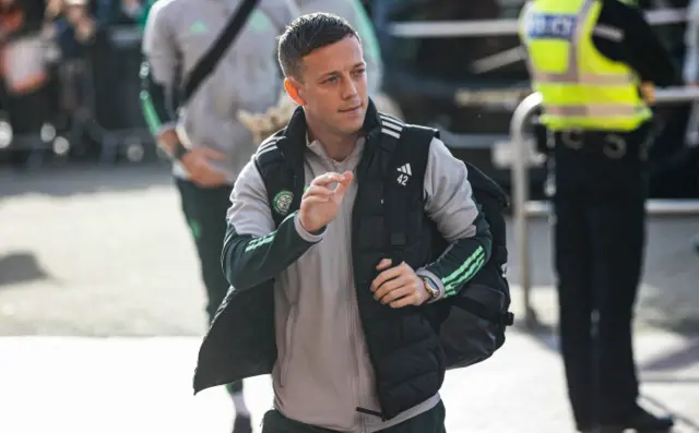 McGregor arrives at Celtic Park