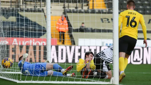 Kian Spence scores for Barrow