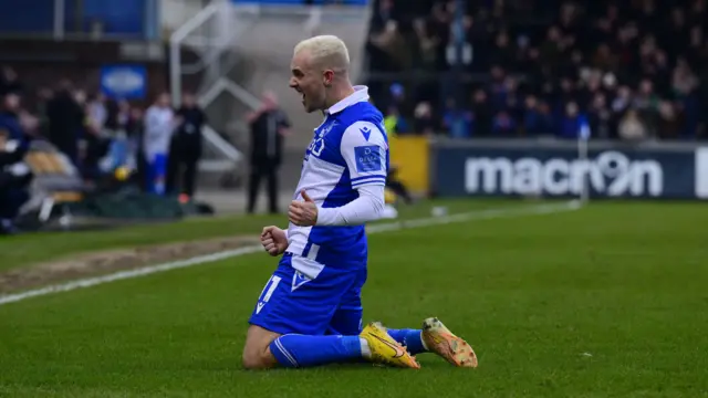 Luke Thomas scores for Bristol Rovers