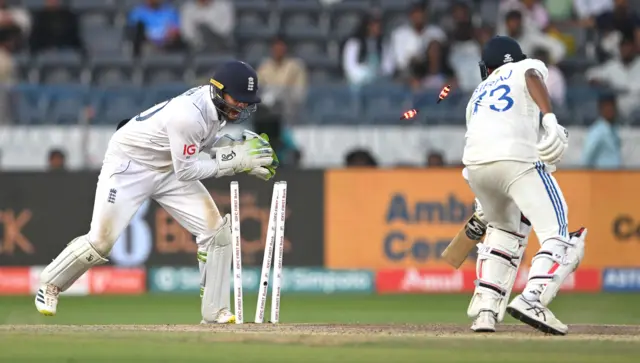 Ben Foakes stumps Mohammed Siraj