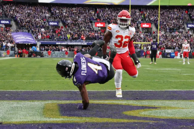 Zay Flowers scores a touchdown