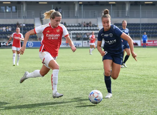 Paris FC beat Arsenal in qualifying