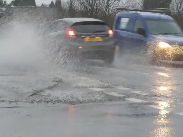 Traffic in heavy rain