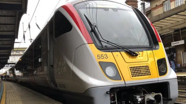 A train at Ipswich railway station