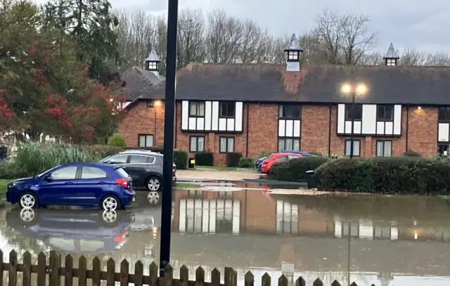 Flood at The Kingfisher, Bedford