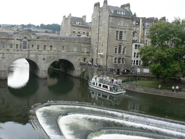 Pulteney Weir and Bridge, Bath