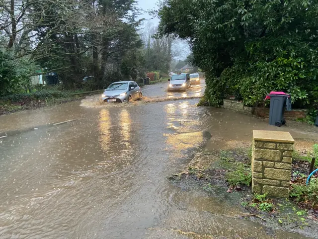 A3020 through Sandford