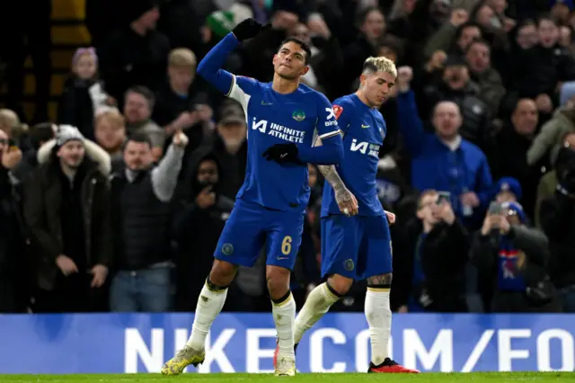 Thiago Silva celebrates