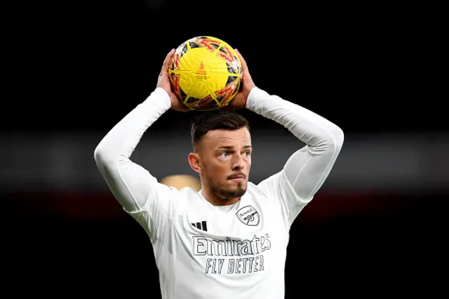 Ben White of Arsenal prepares to take a throw in