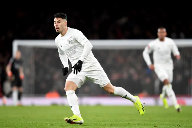 Gabriel Martinelli of Arsenal runs off the ball