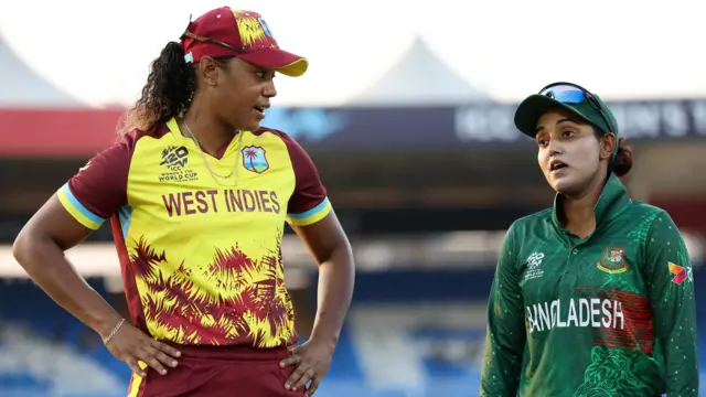Captains Hayley Matthews and Nigar Sultana Joty chat before the toss